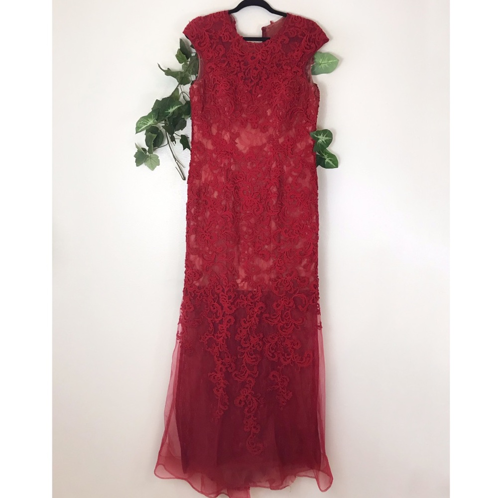 TONY BOWLS Red Lace Prom Dress Mermaid